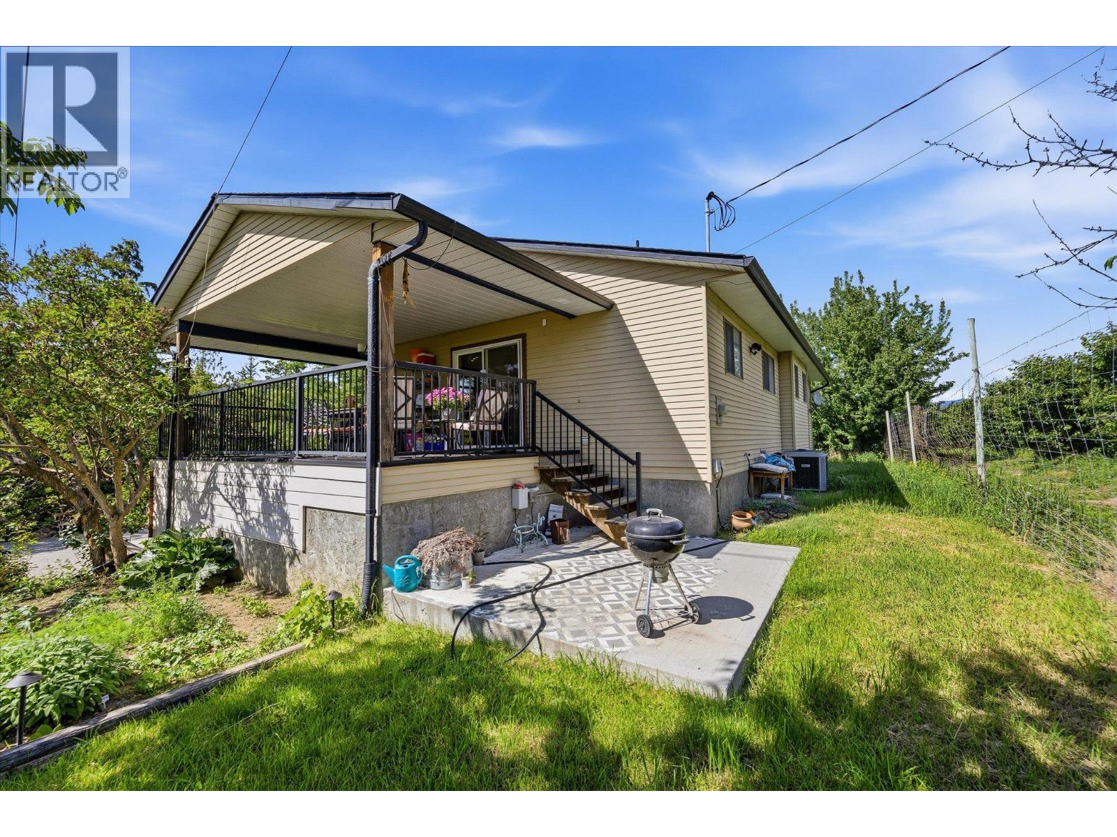 319 Valley Road