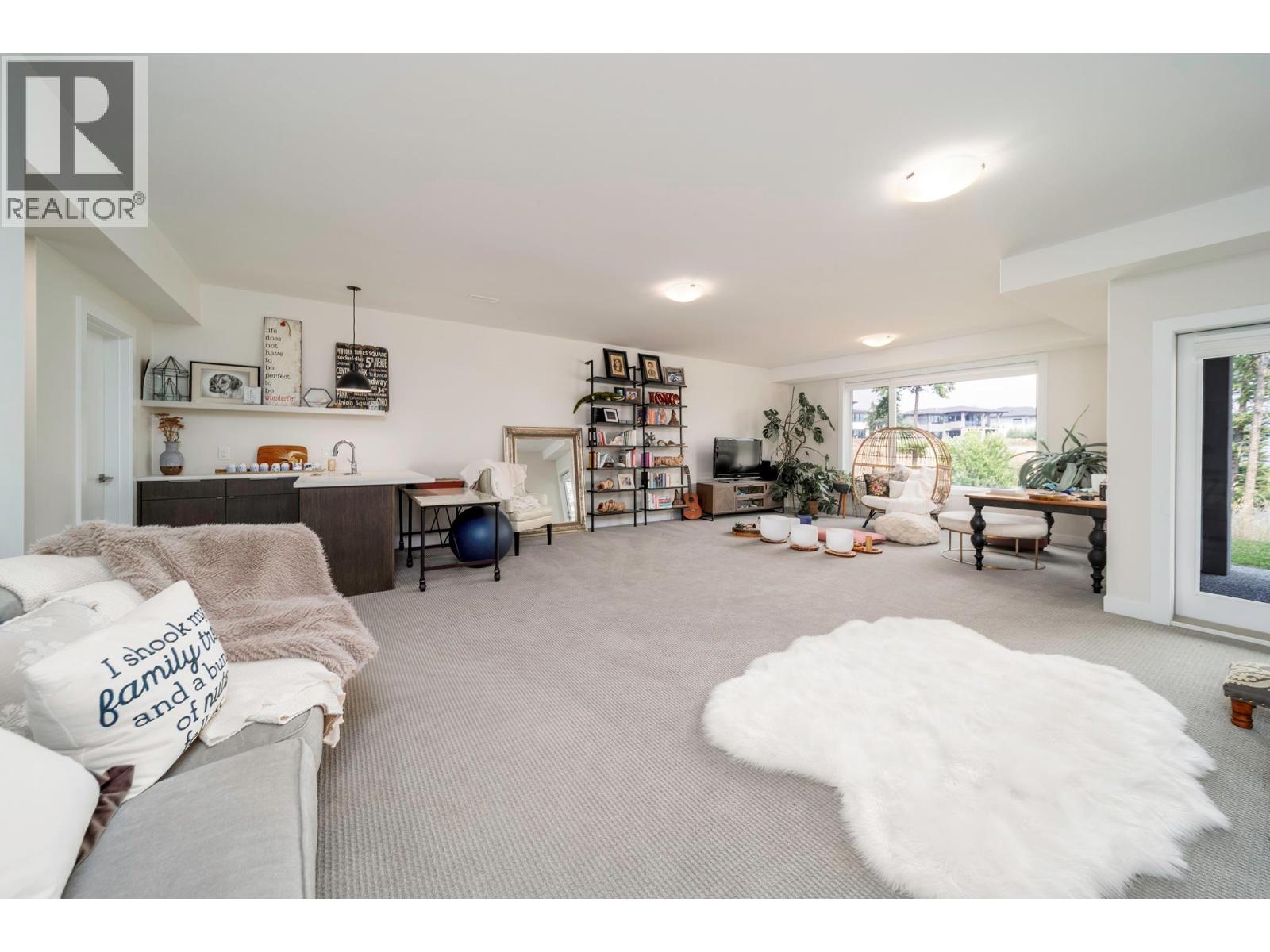 1349 Rocky Point Drive Unit# 2