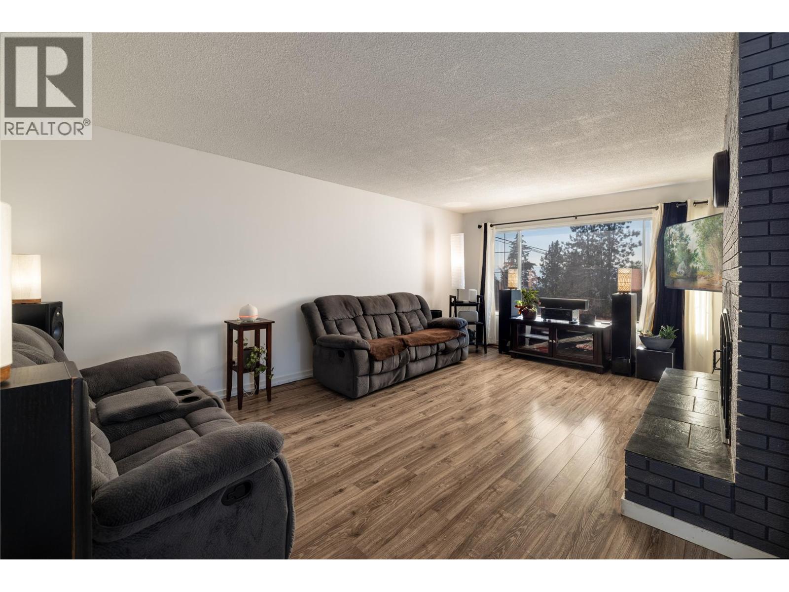 1035 Toovey Road
