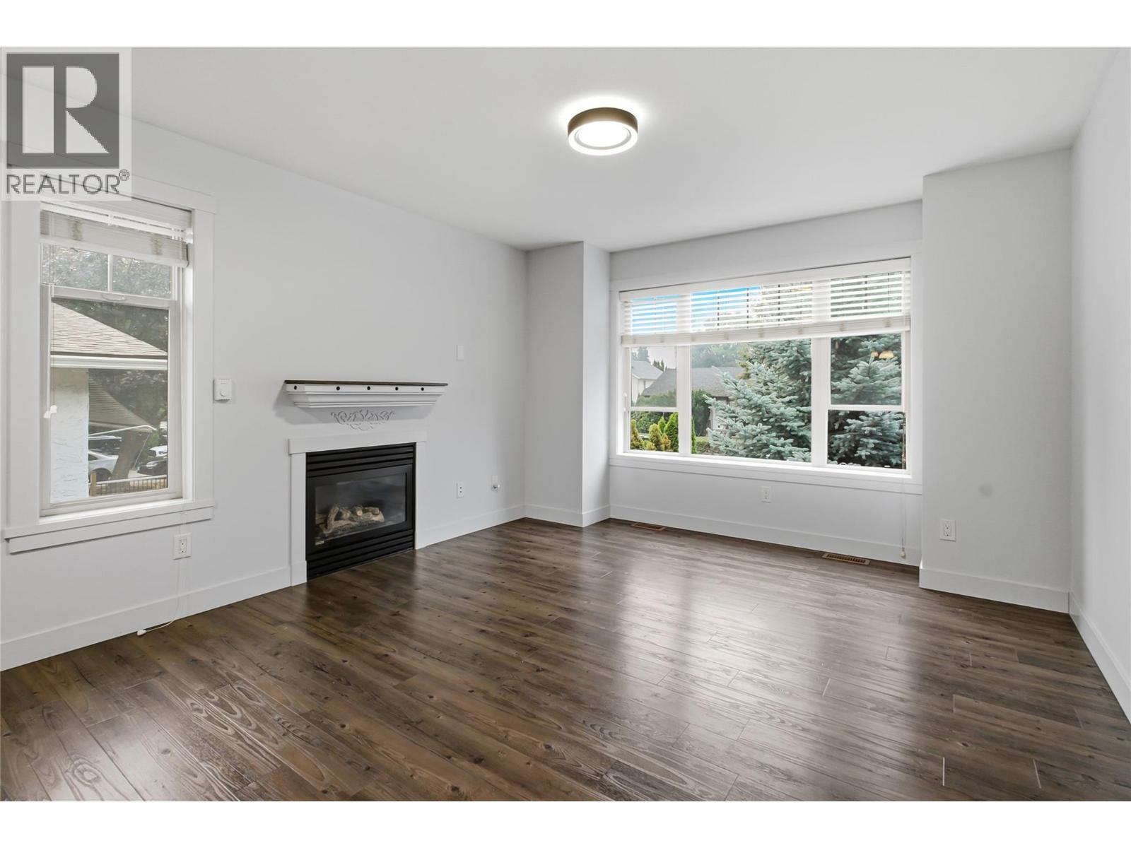 560 & 562 Christleton Avenue