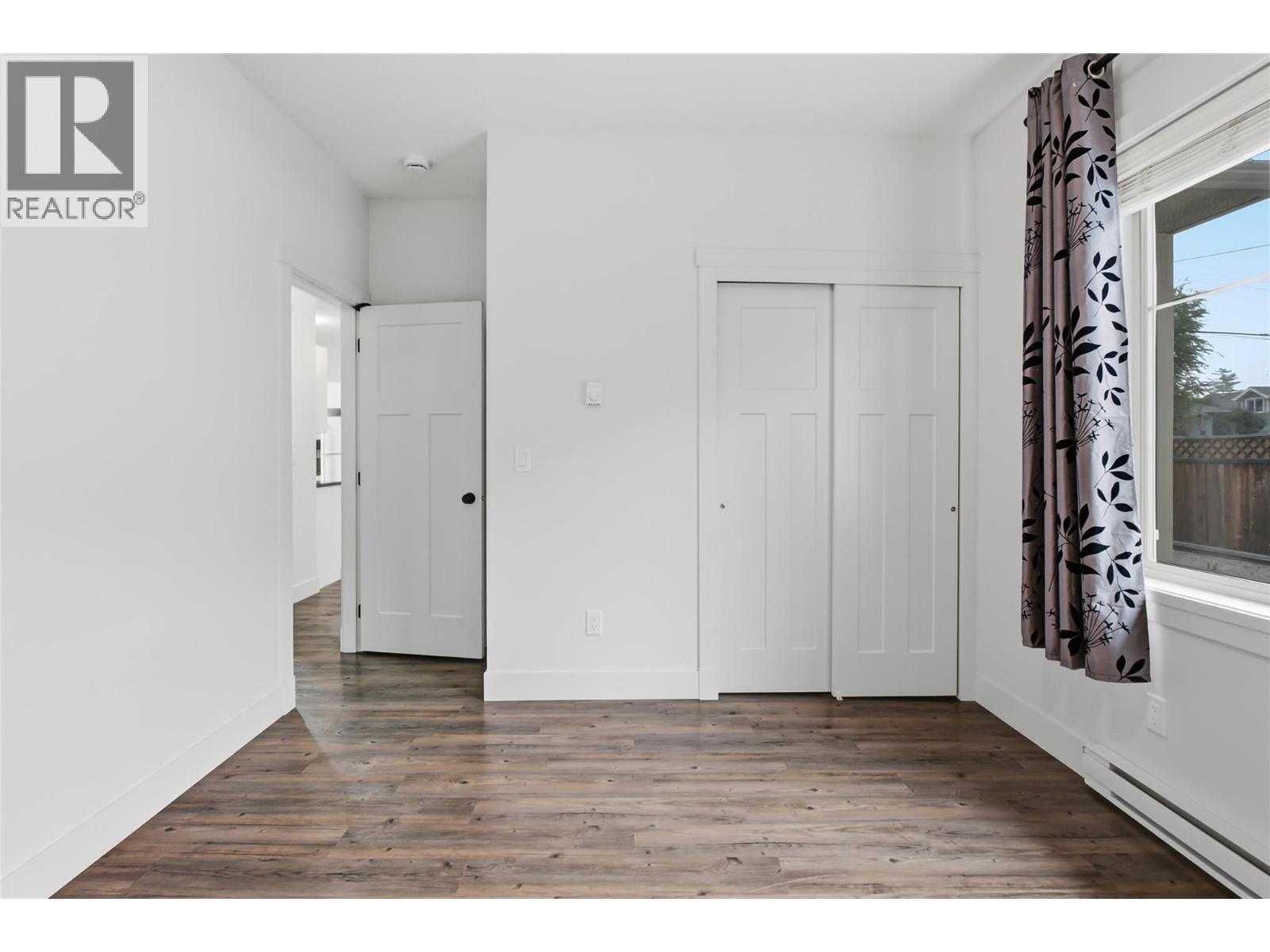 560 & 562 Christleton Avenue