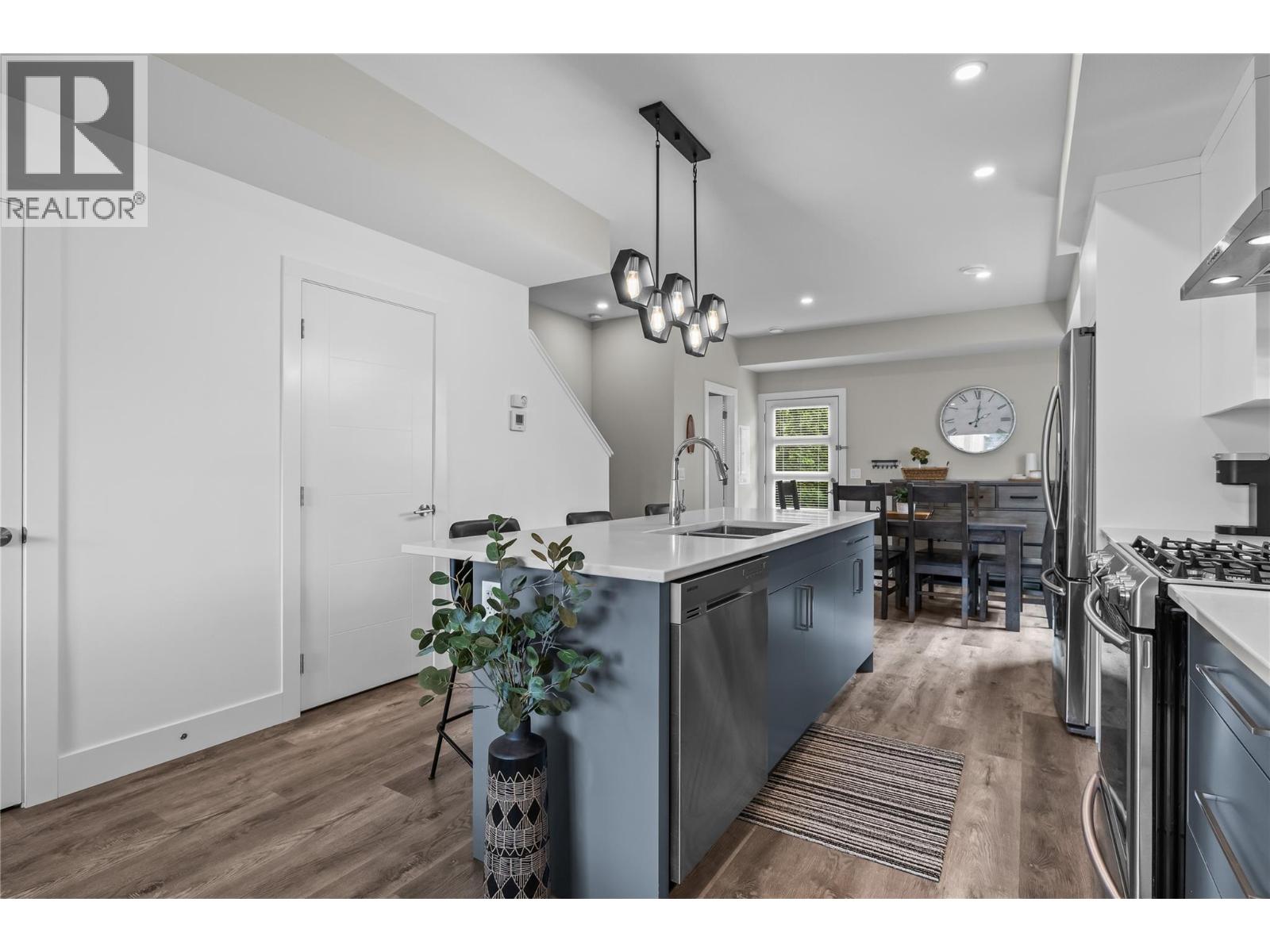 771 Raymer Avenue Unit# 2