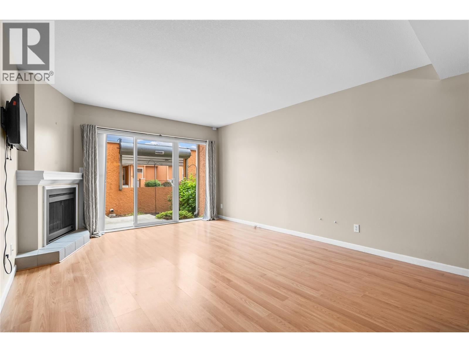 2433 Ingram Road Unit# 6