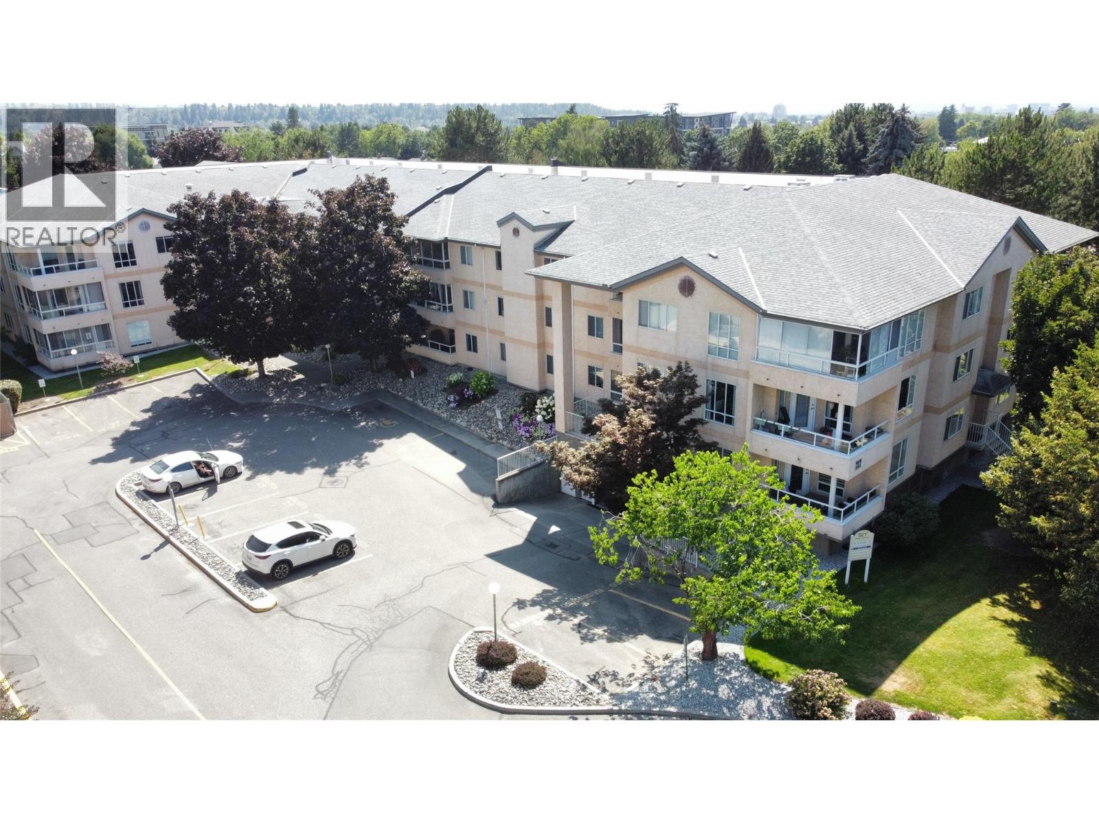 727 Houghton Road Unit# 107