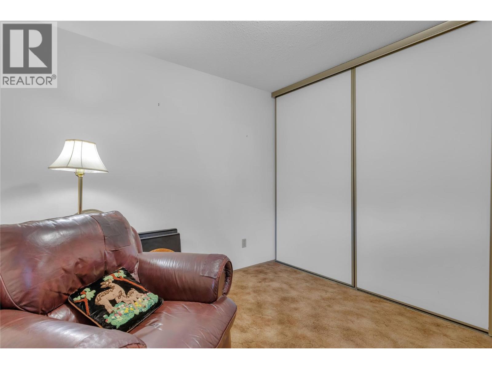 1765 Leckie Road Unit# 220