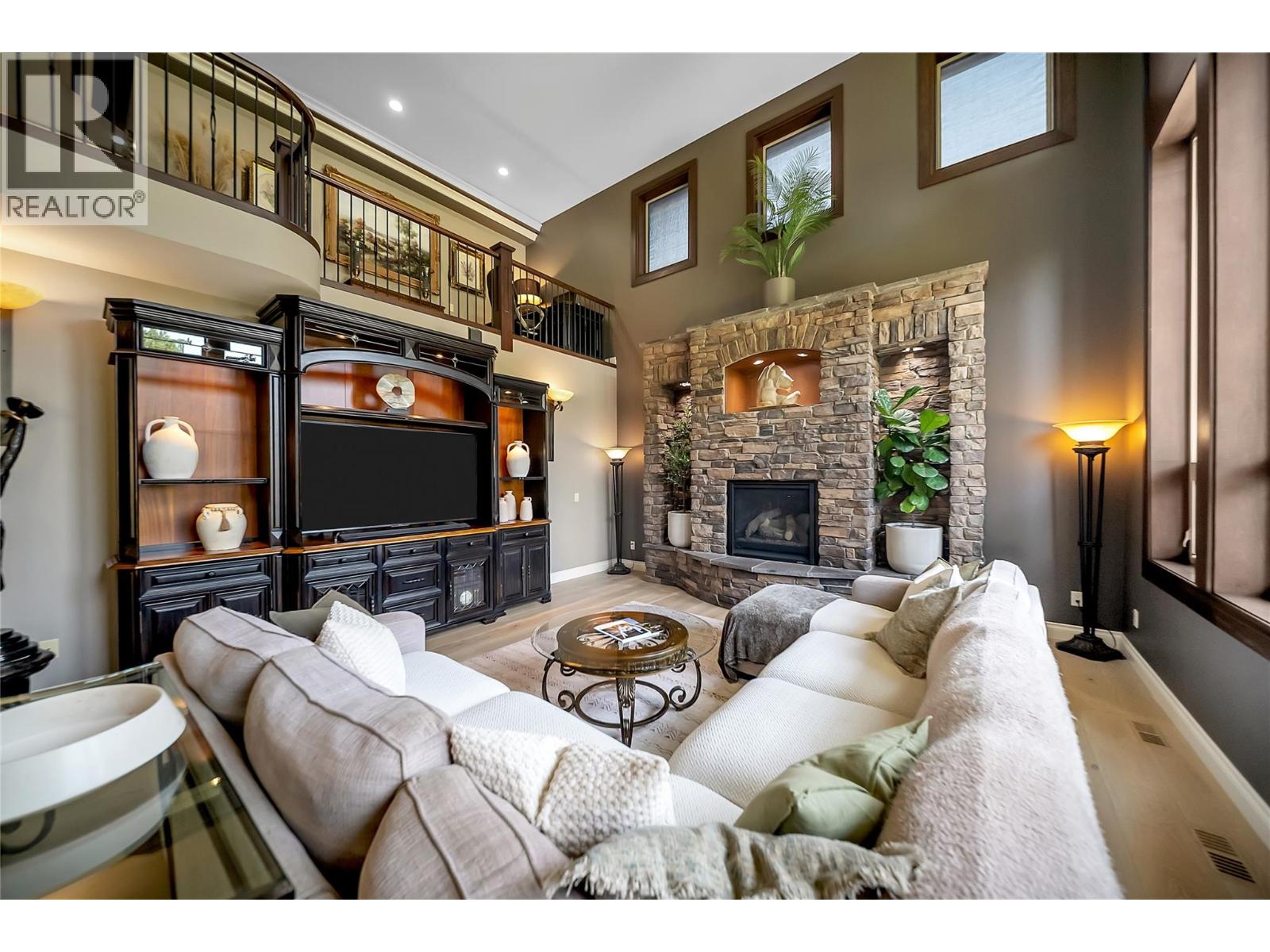 336 Quilchena Drive