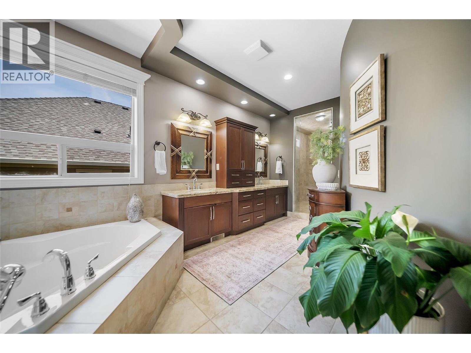 336 Quilchena Drive