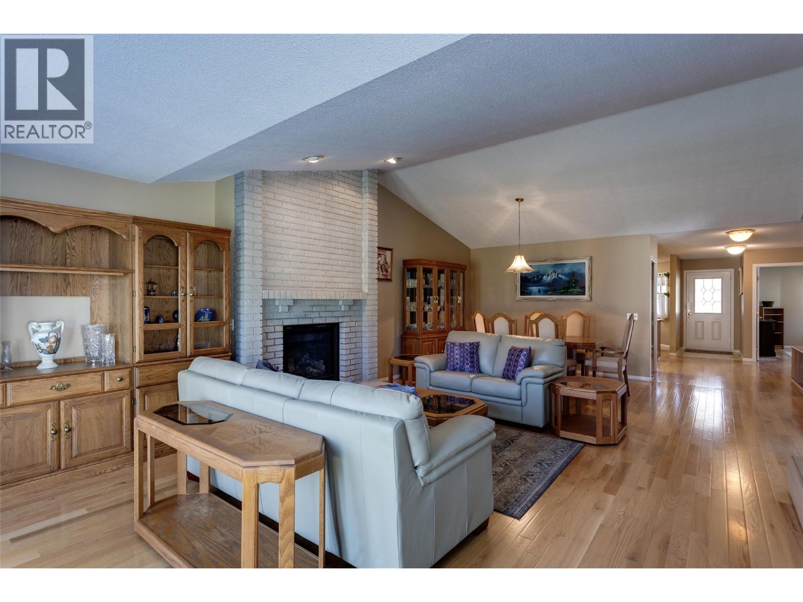 950 Lanfranco Road Unit# 16