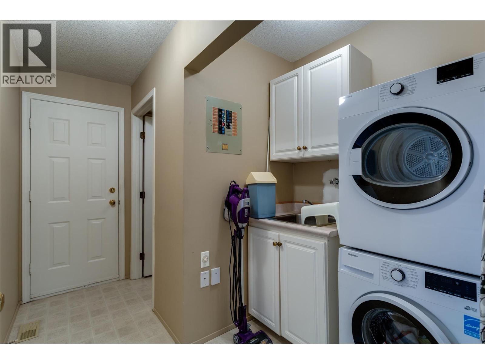 950 Lanfranco Road Unit# 16