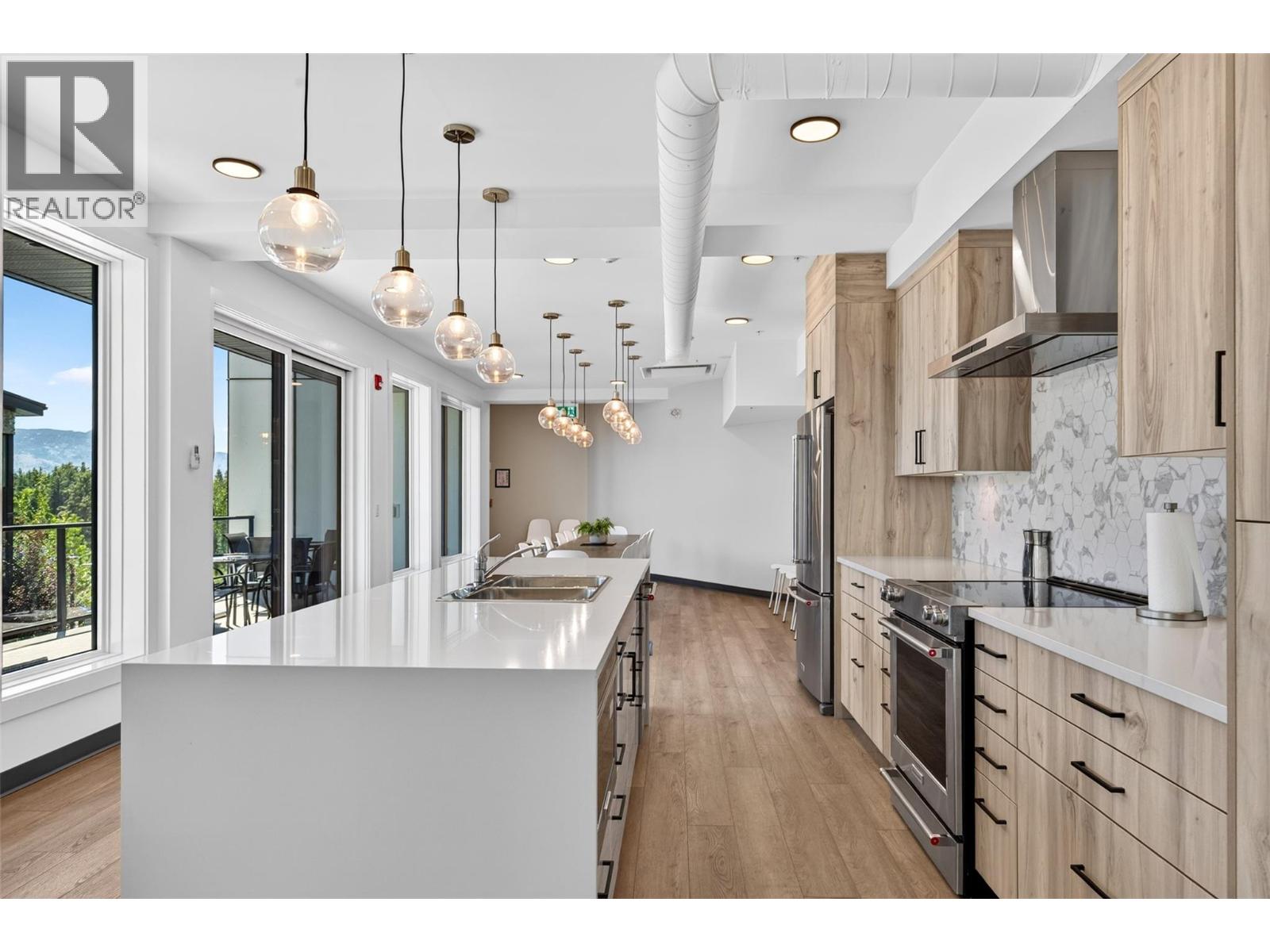 2735 Shannon Lake Road Unit# 402