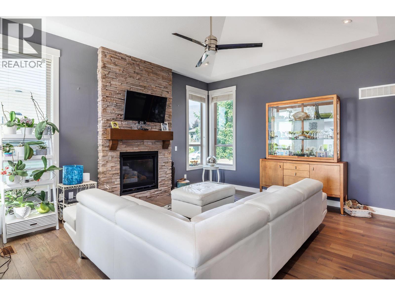 2040 Rosealee Lane Unit# 35