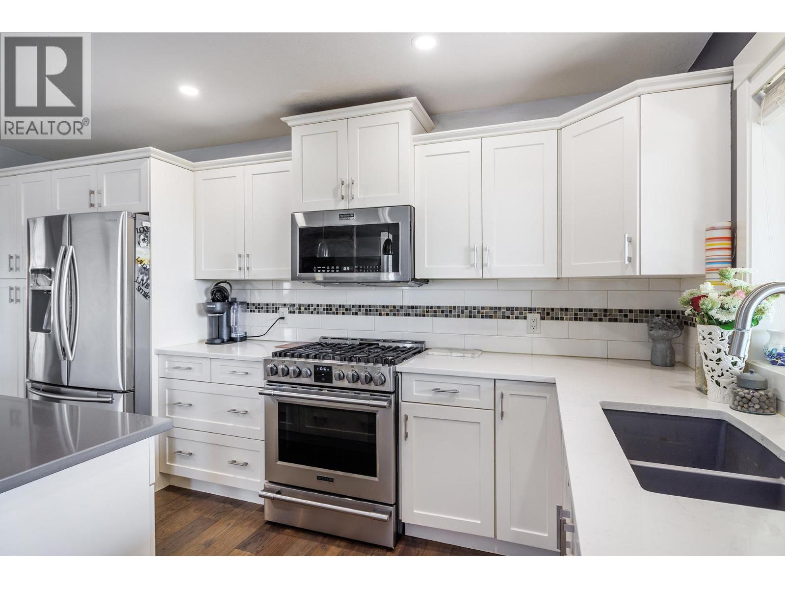 2040 Rosealee Lane Unit# 35