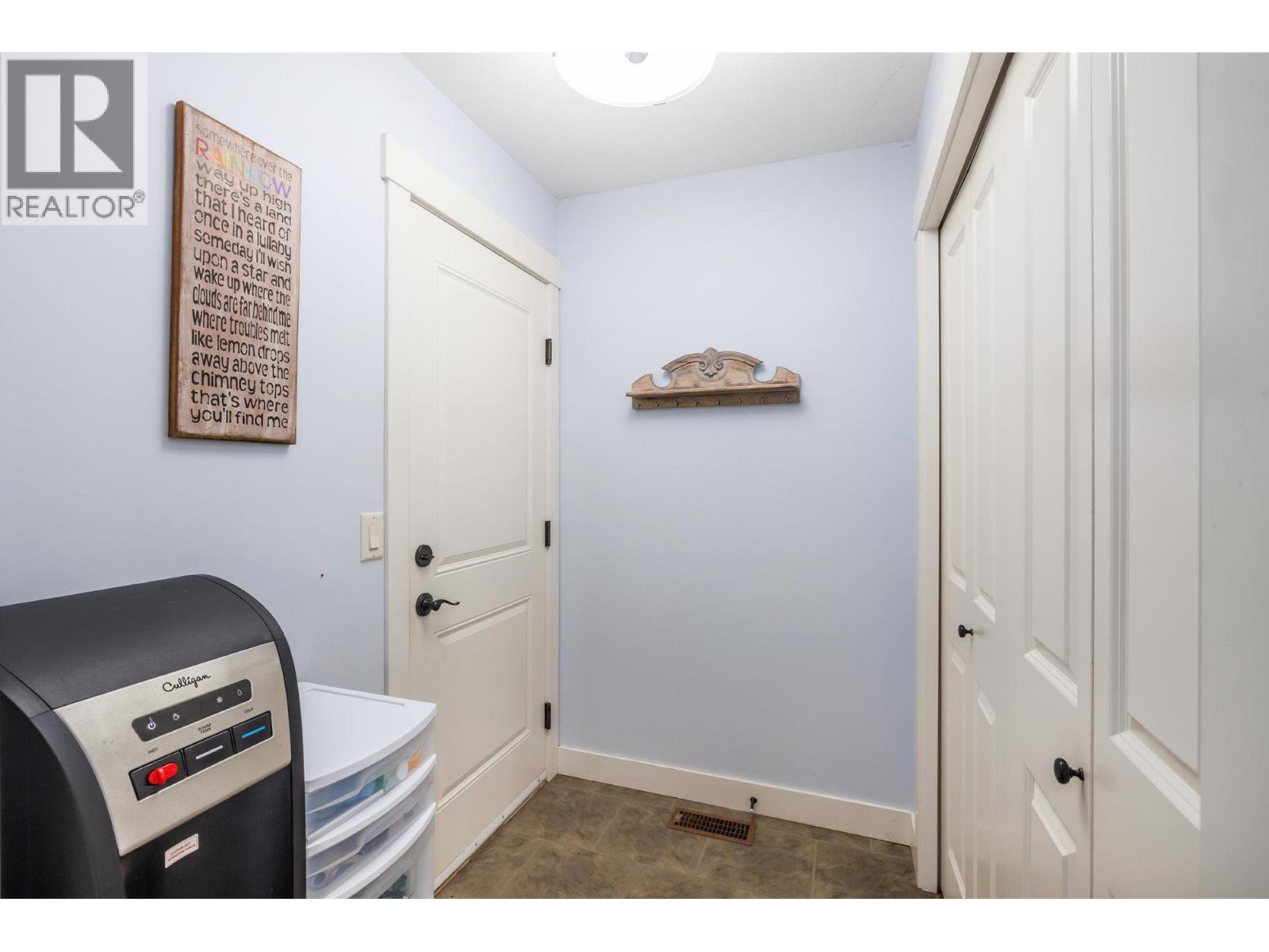 2040 Rosealee Lane Unit# 35