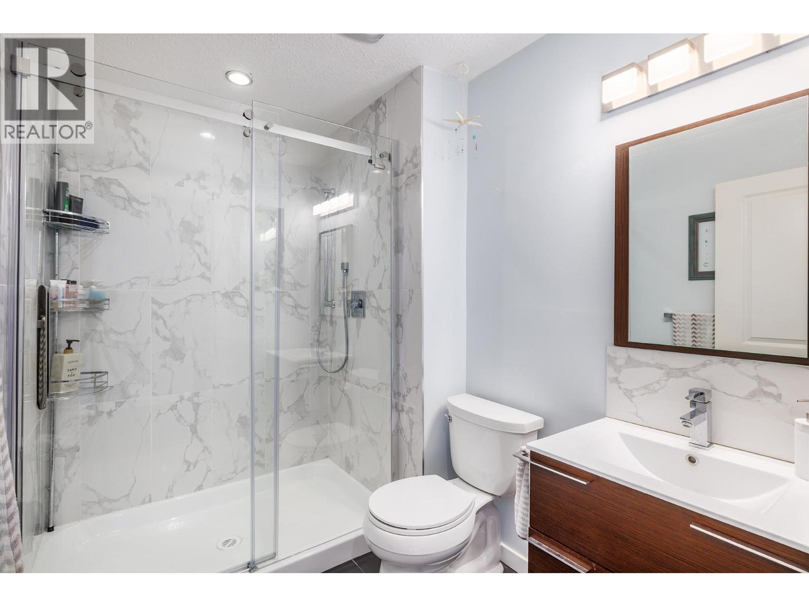 2040 Rosealee Lane Unit# 35