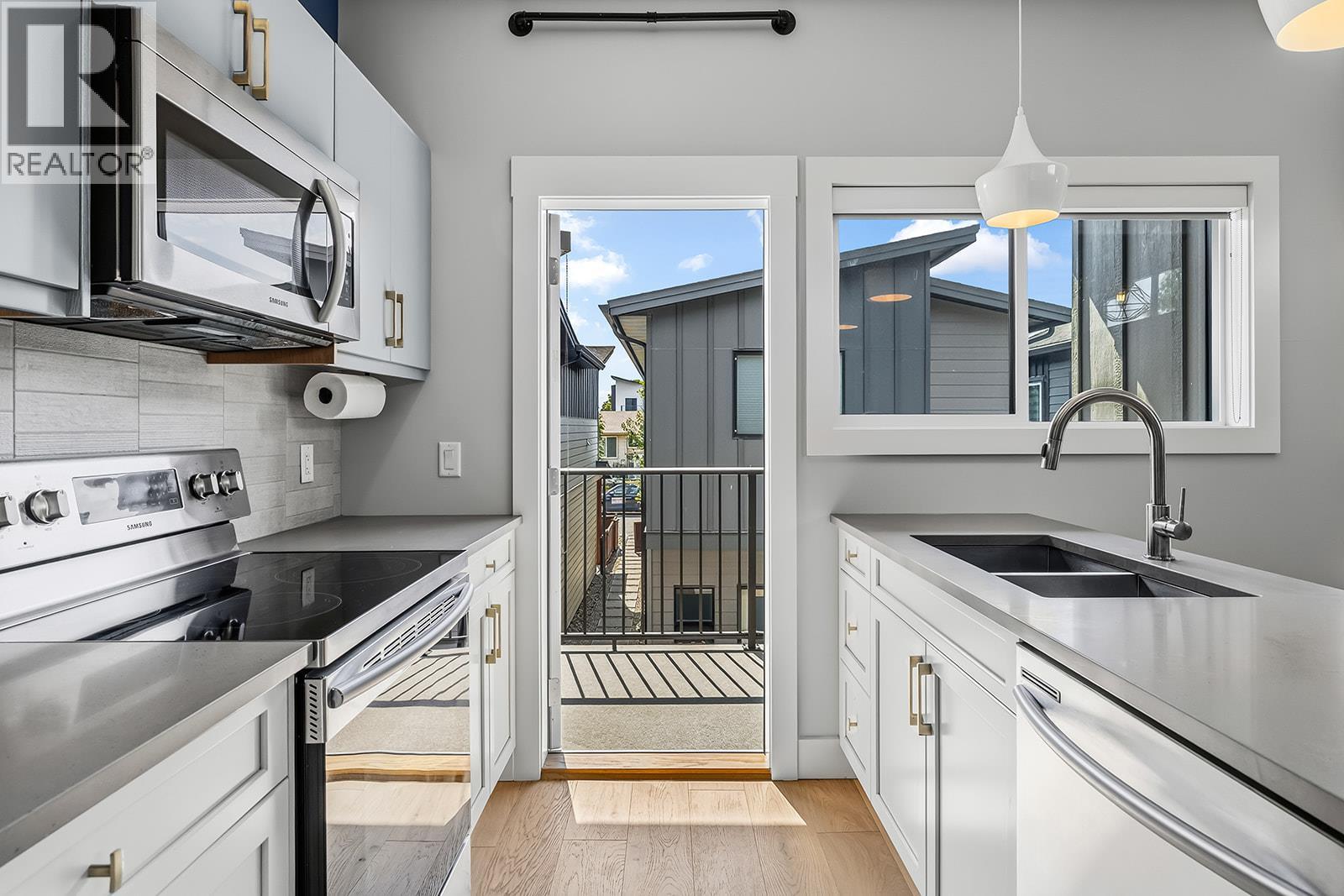 726 Coopland Crescent Unit# 1