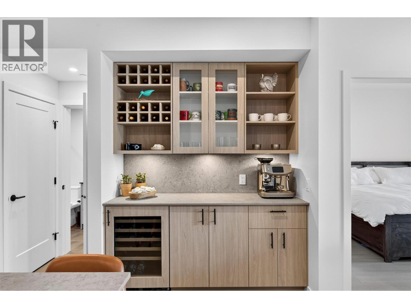 9652 Benchland Drive Unit# 209