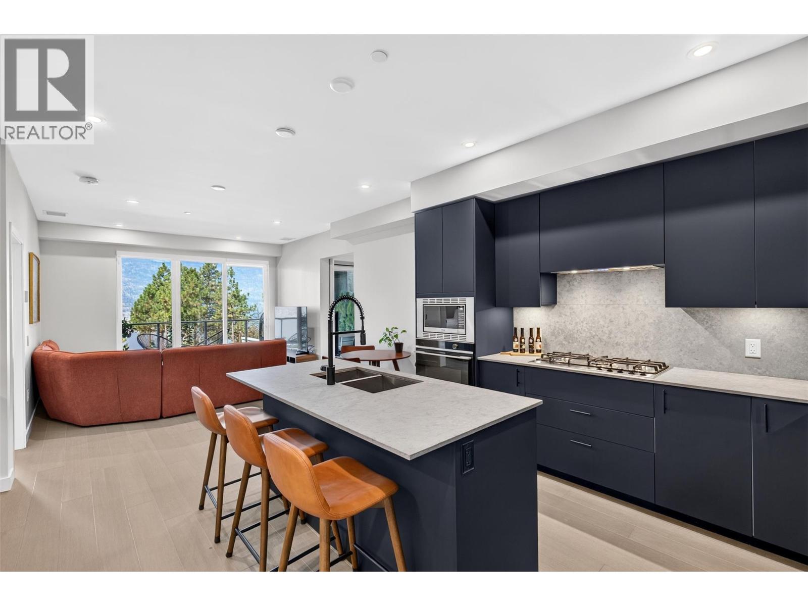 9652 Benchland Drive Unit# 209