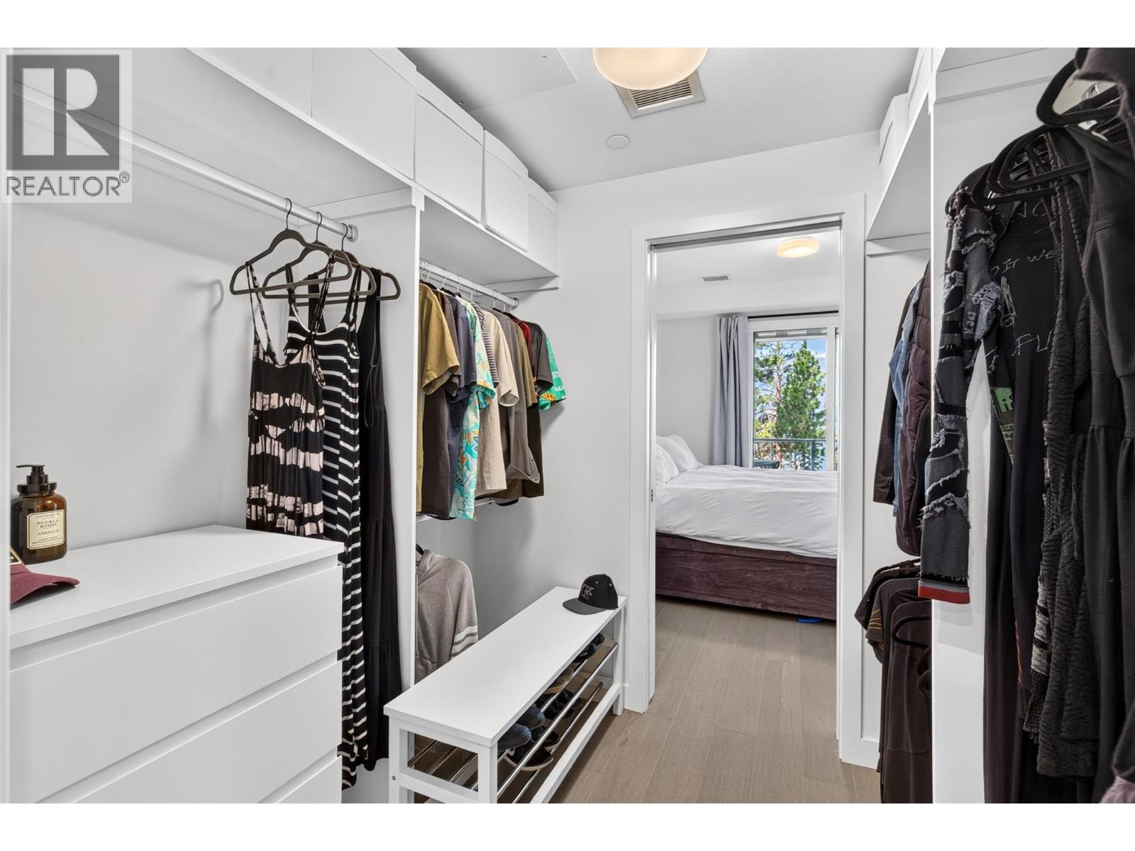 9652 Benchland Drive Unit# 209