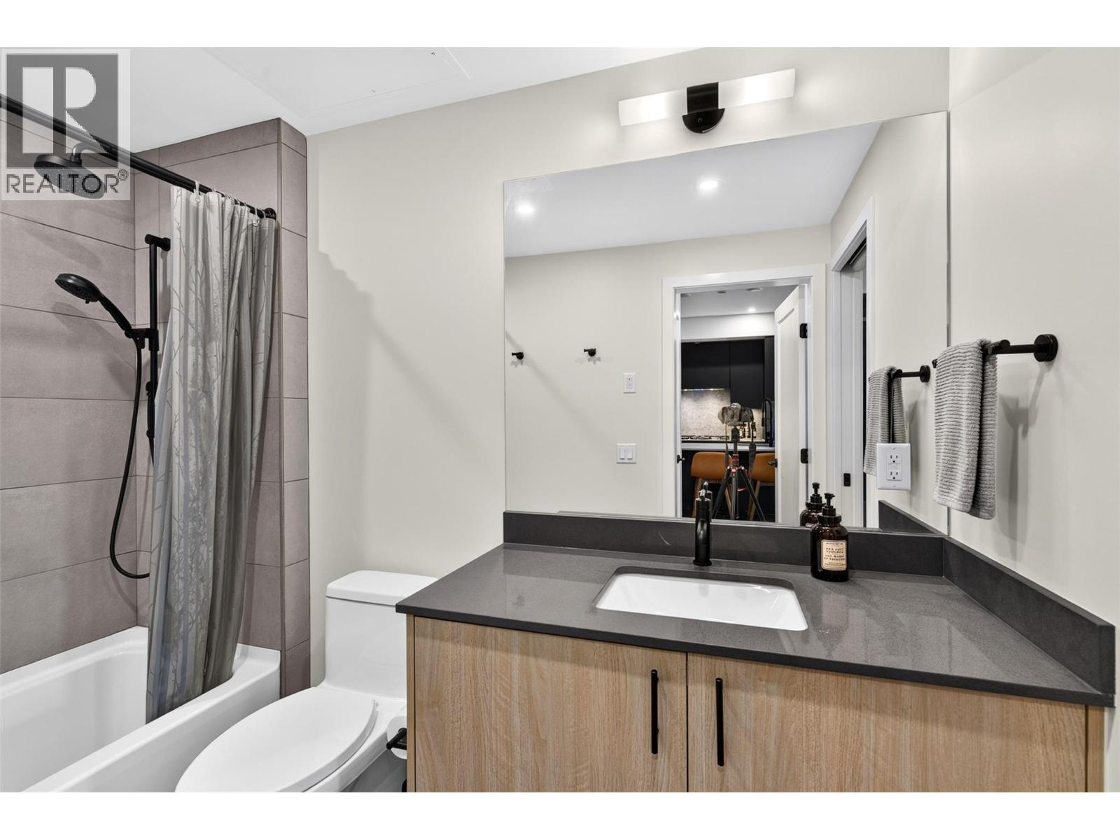 9652 Benchland Drive Unit# 209