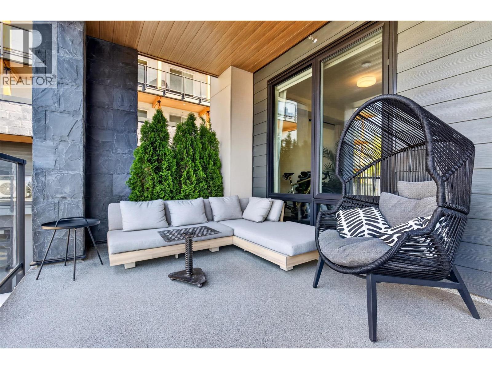 9652 Benchland Drive Unit# 209