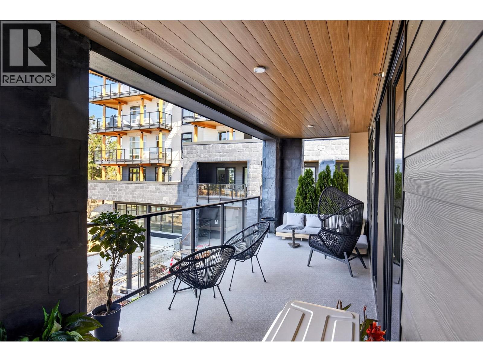 9652 Benchland Drive Unit# 209
