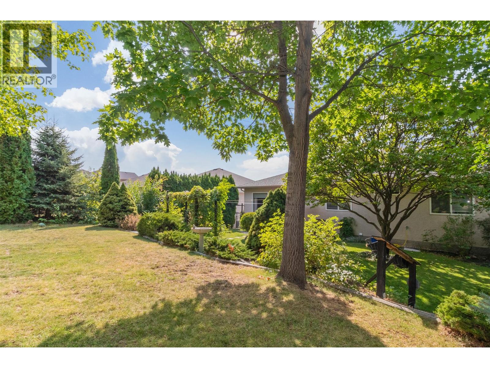 843 Lone Pine Drive