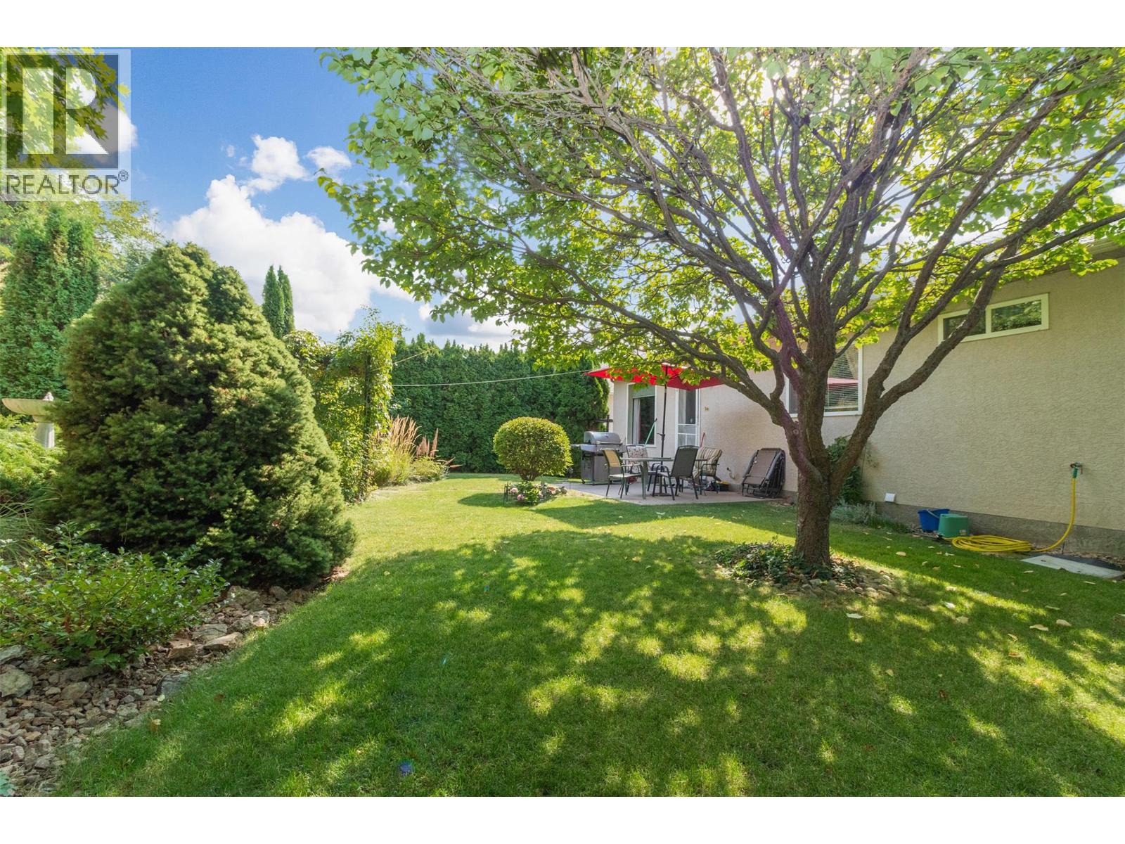 843 Lone Pine Drive