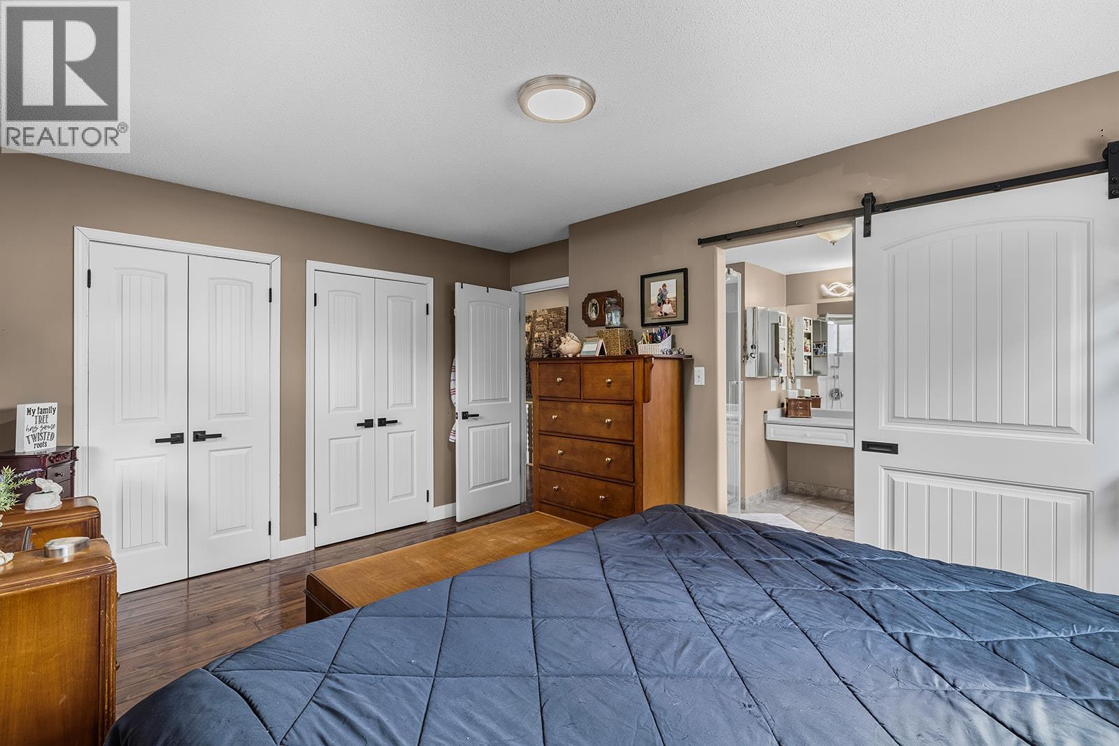 1050 Pinecrest Lane