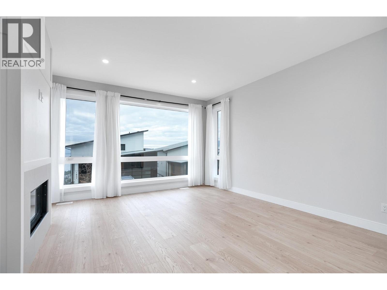 1839 Grey Owl Court