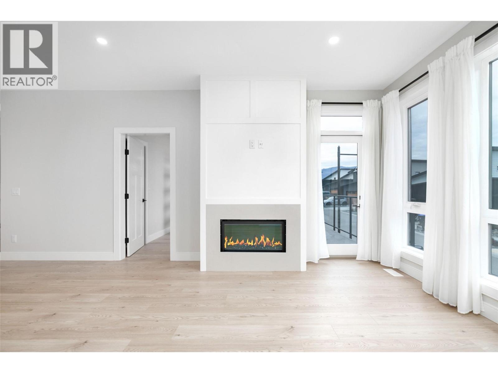 1839 Grey Owl Court