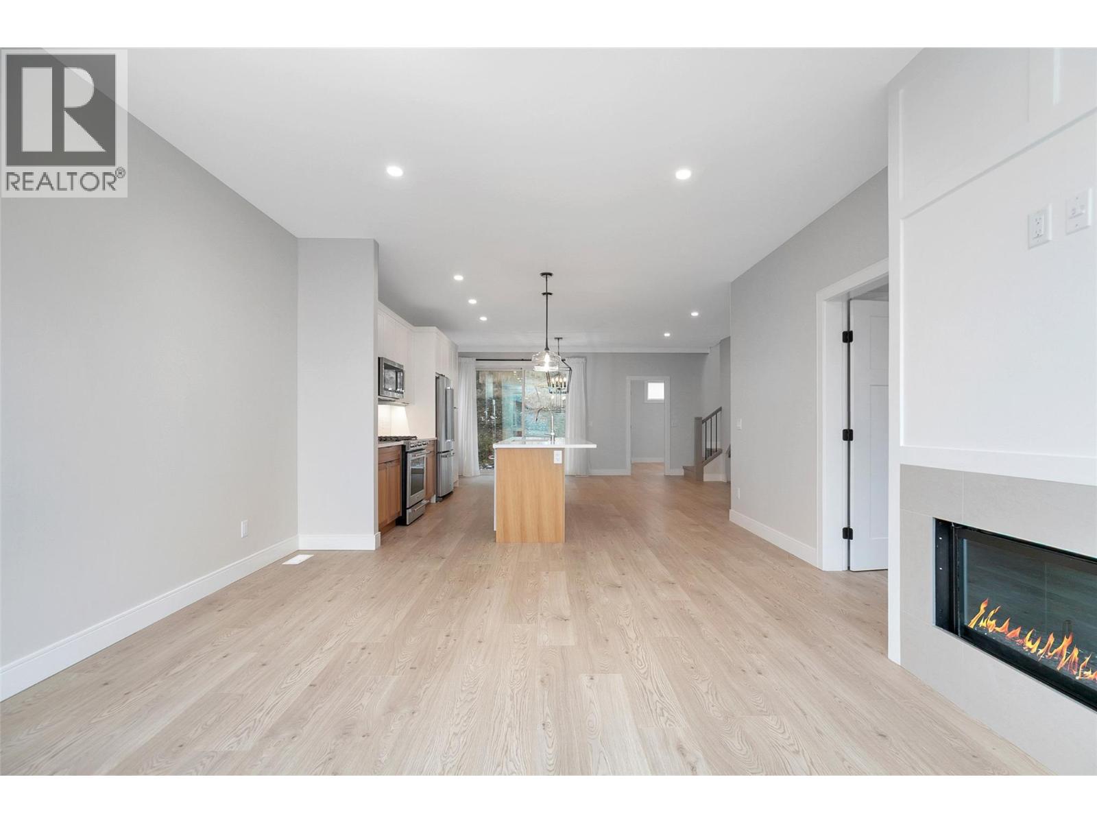 1839 Grey Owl Court
