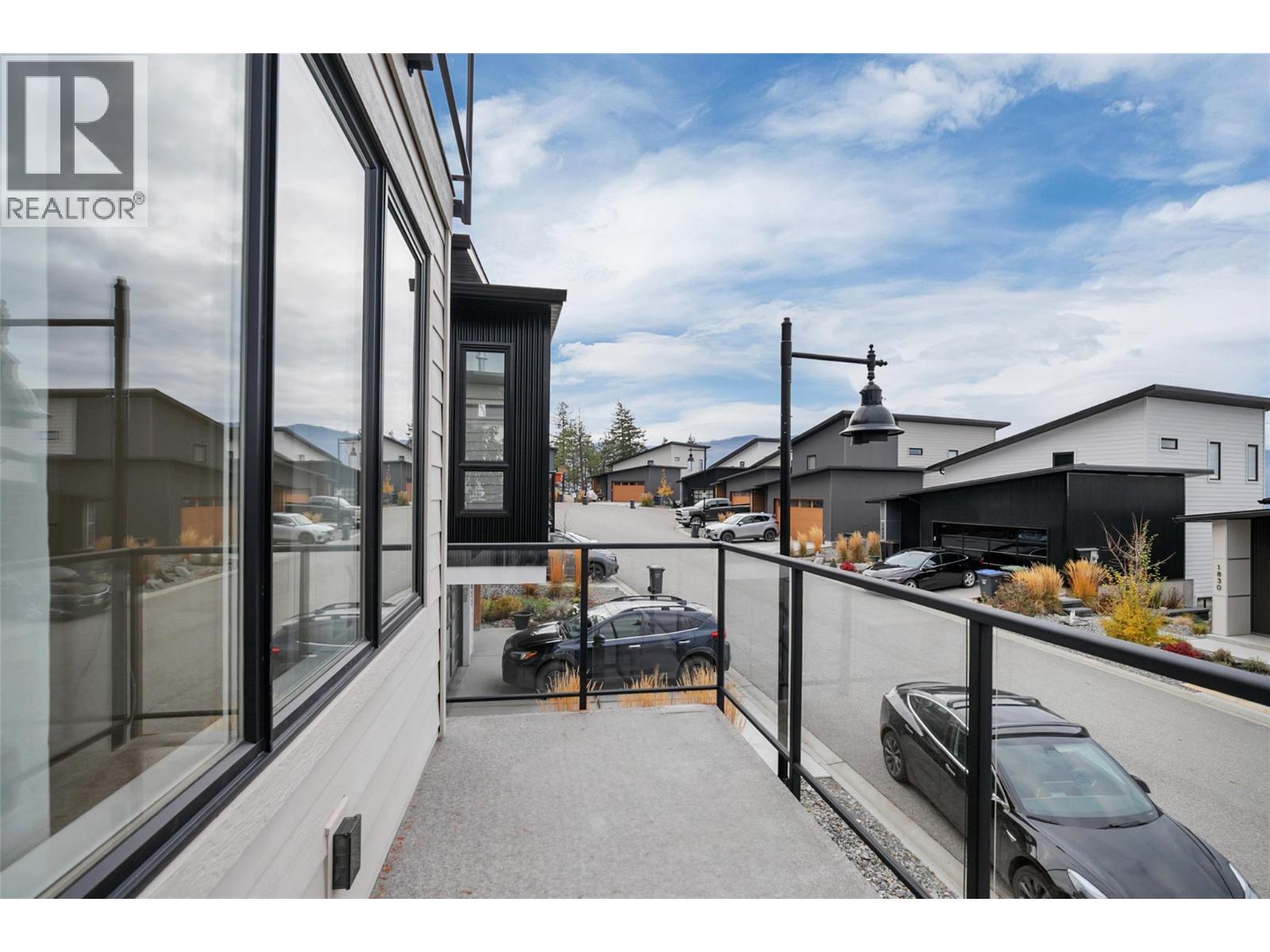 1839 Grey Owl Court