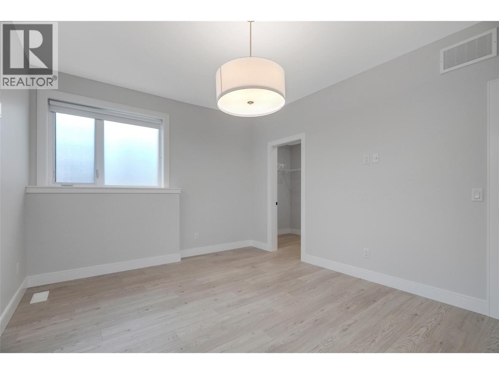 1839 Grey Owl Court