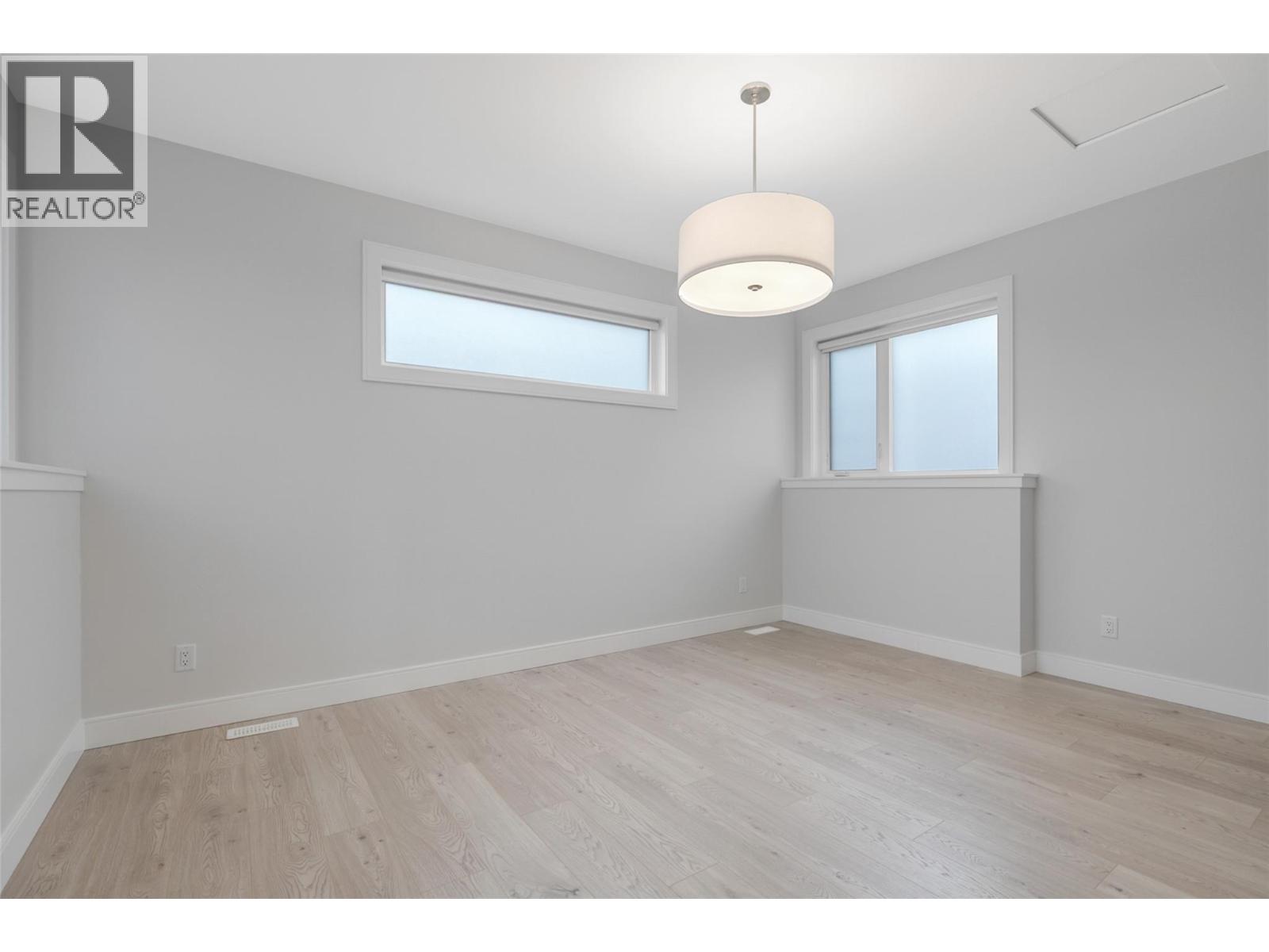 1839 Grey Owl Court