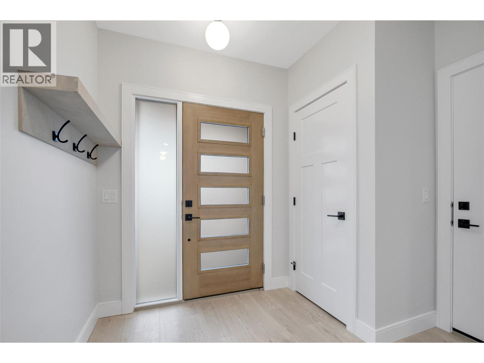 1839 Grey Owl Court