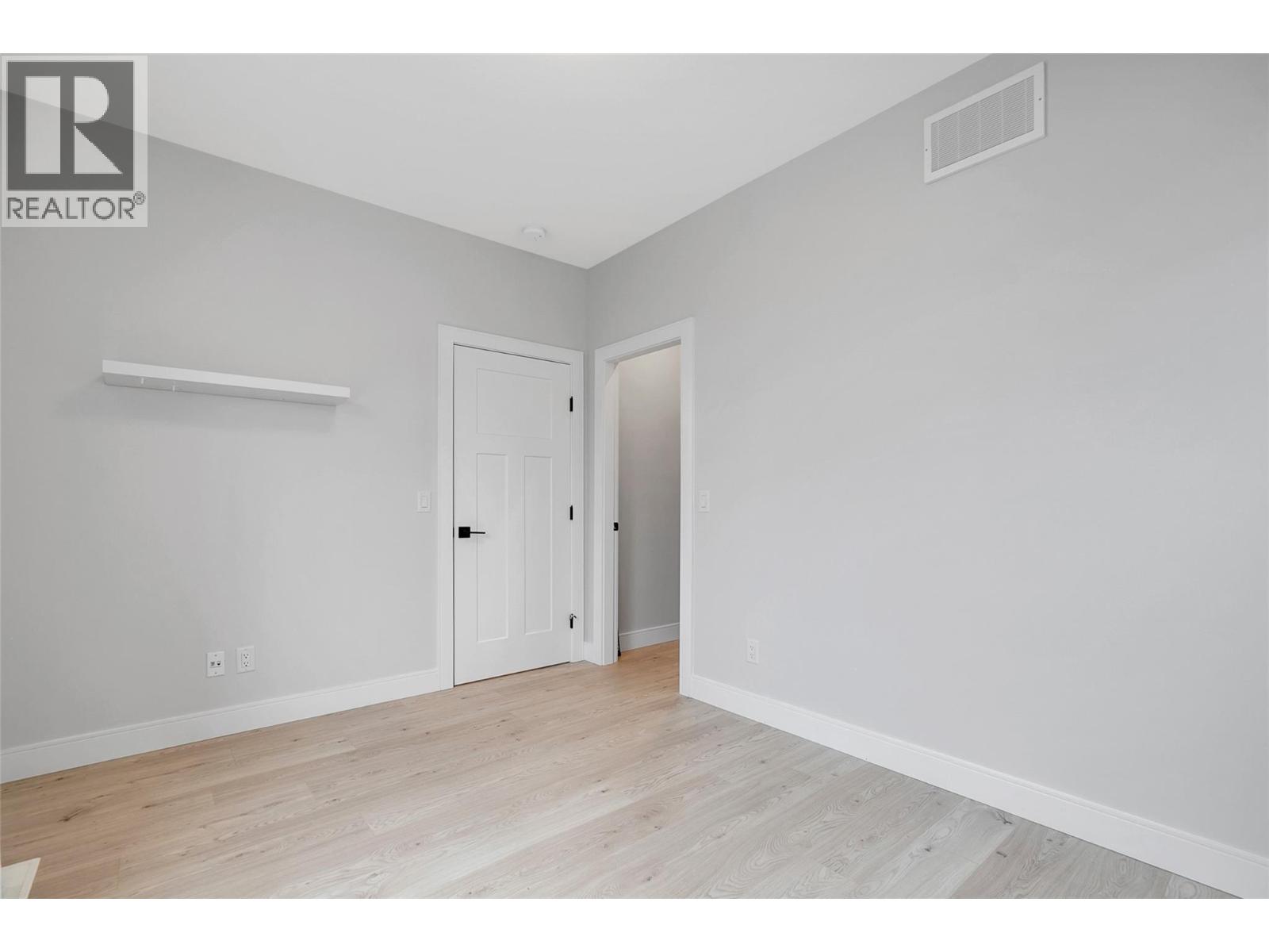 1839 Grey Owl Court