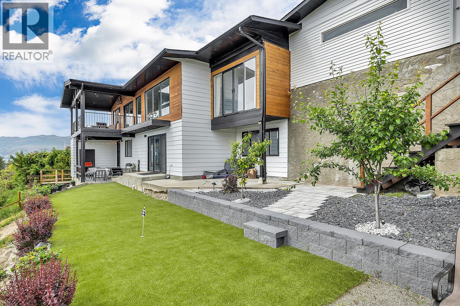 2751 Lakeview Road