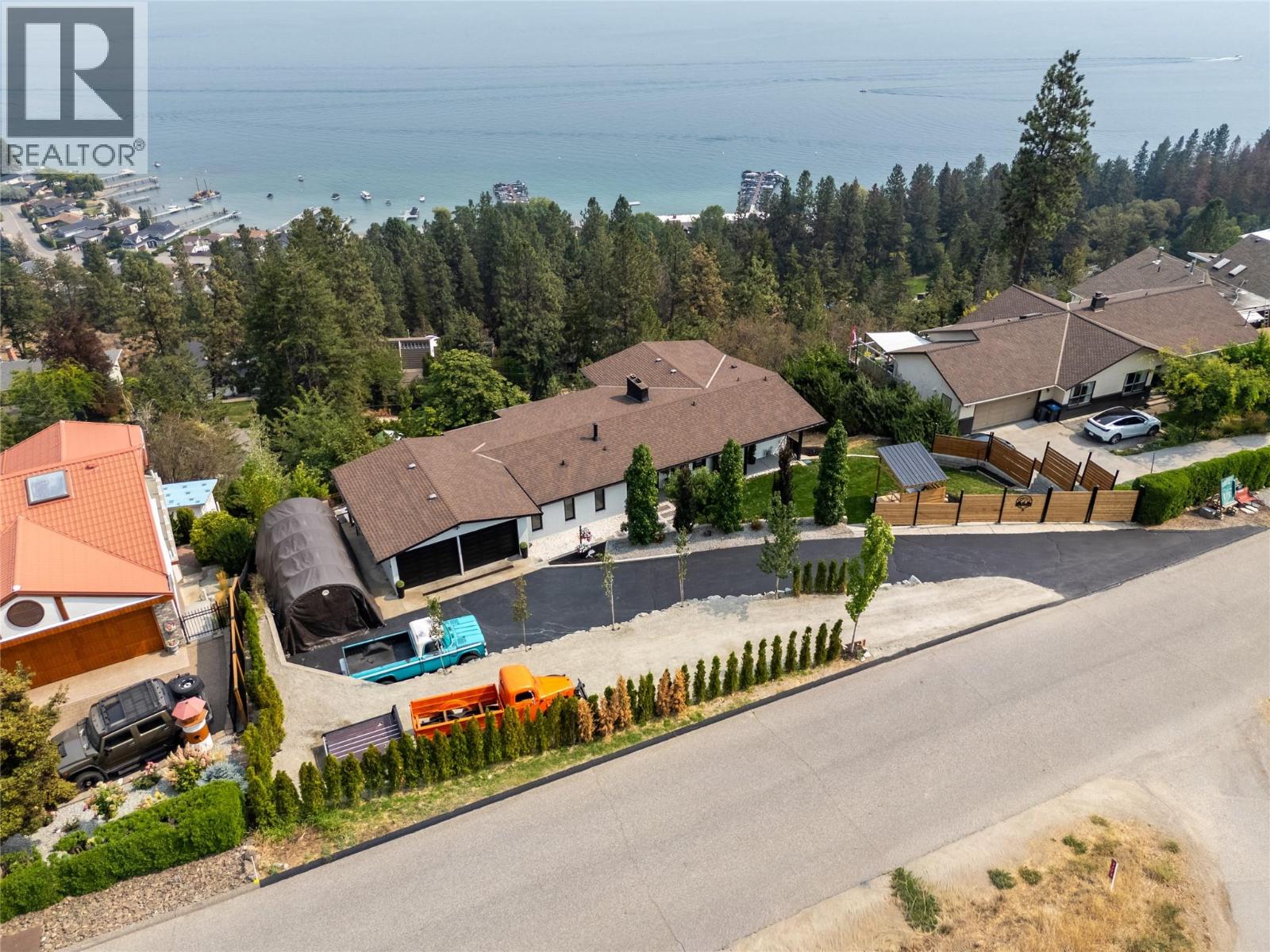 2751 Lakeview Road