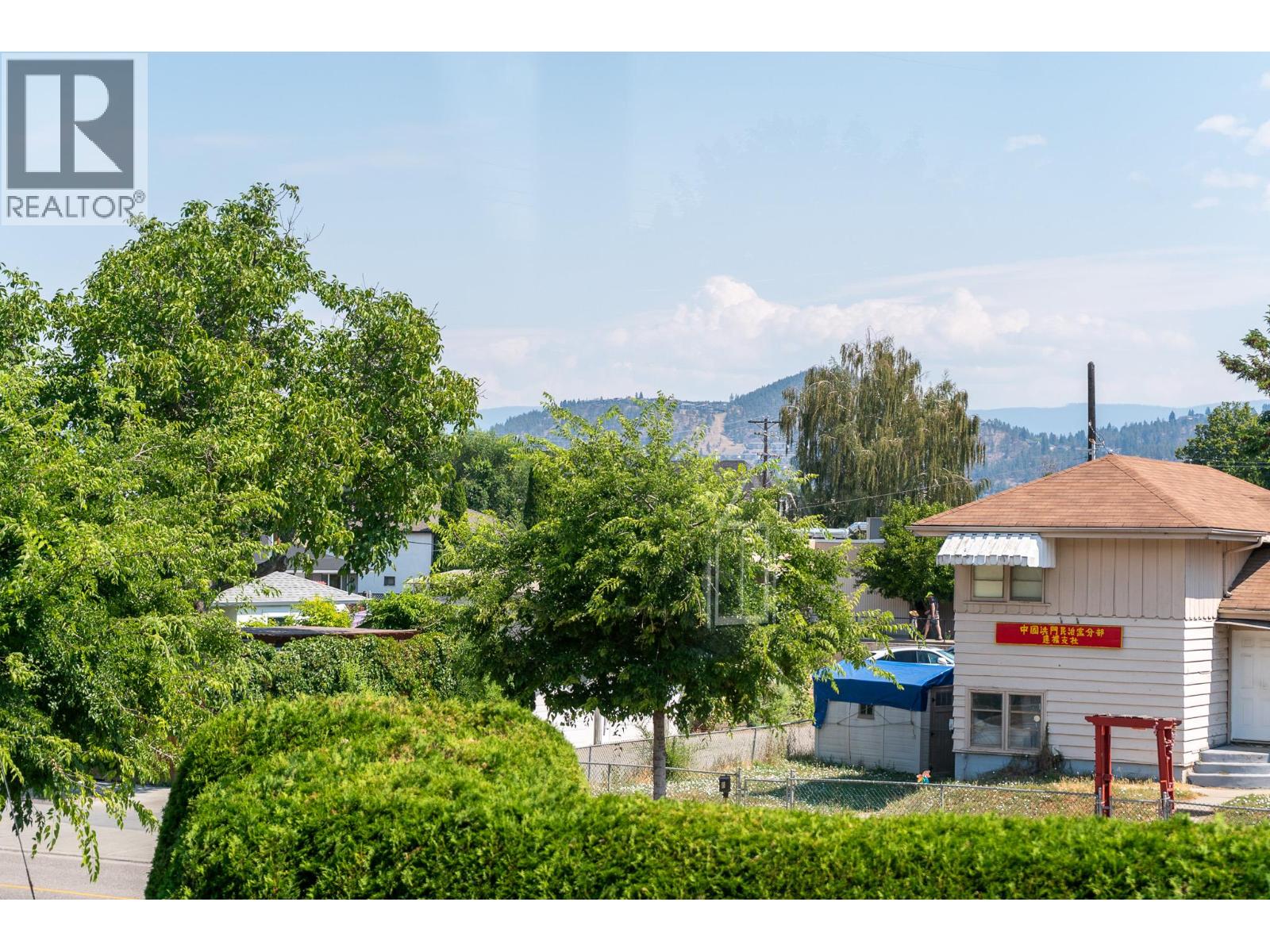878 Bernard Avenue Unit# 103