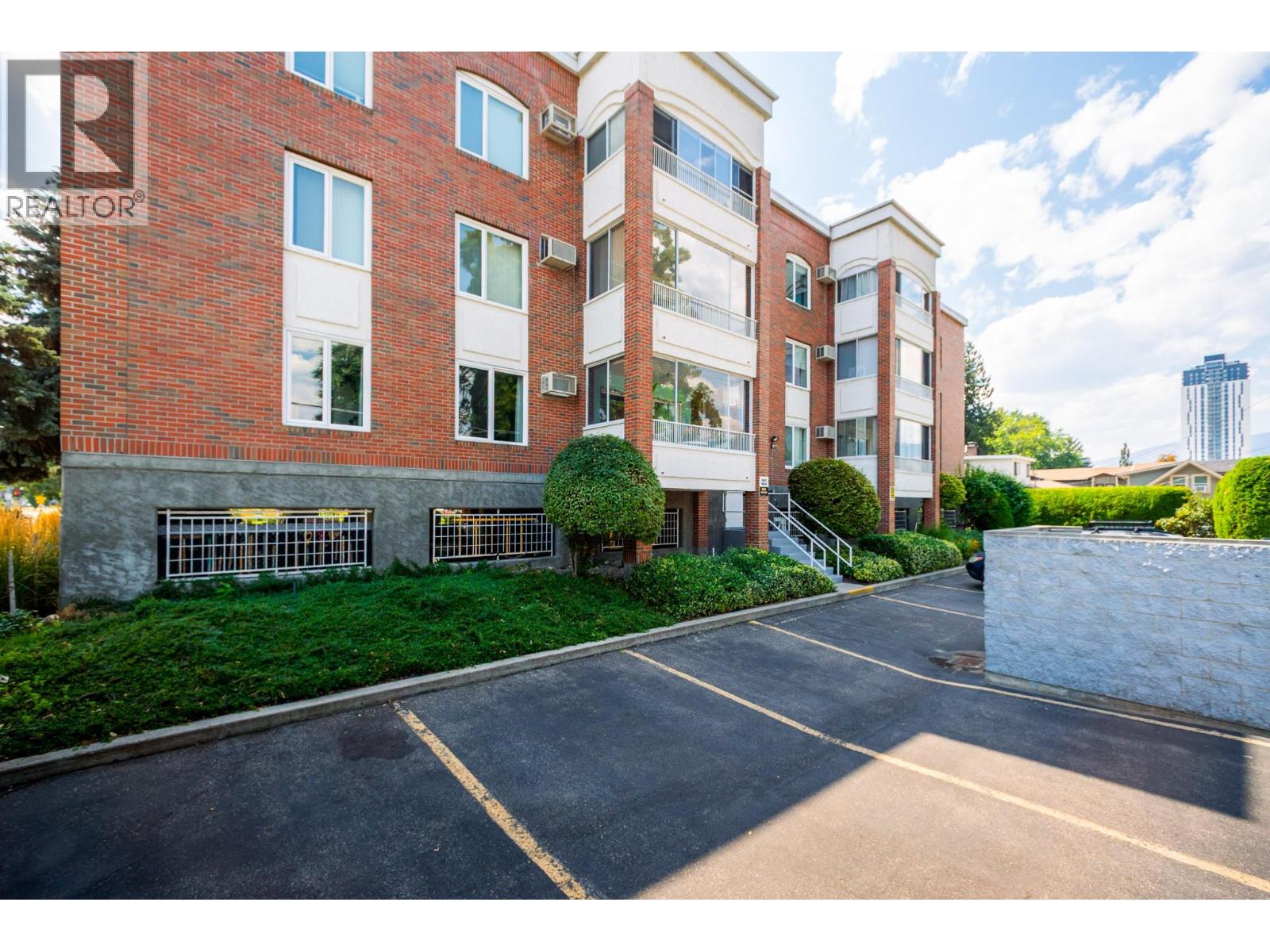 878 Bernard Avenue Unit# 103