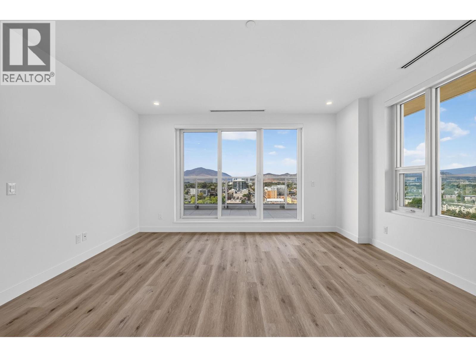 3300 Lakeshore Road Unit# 1303