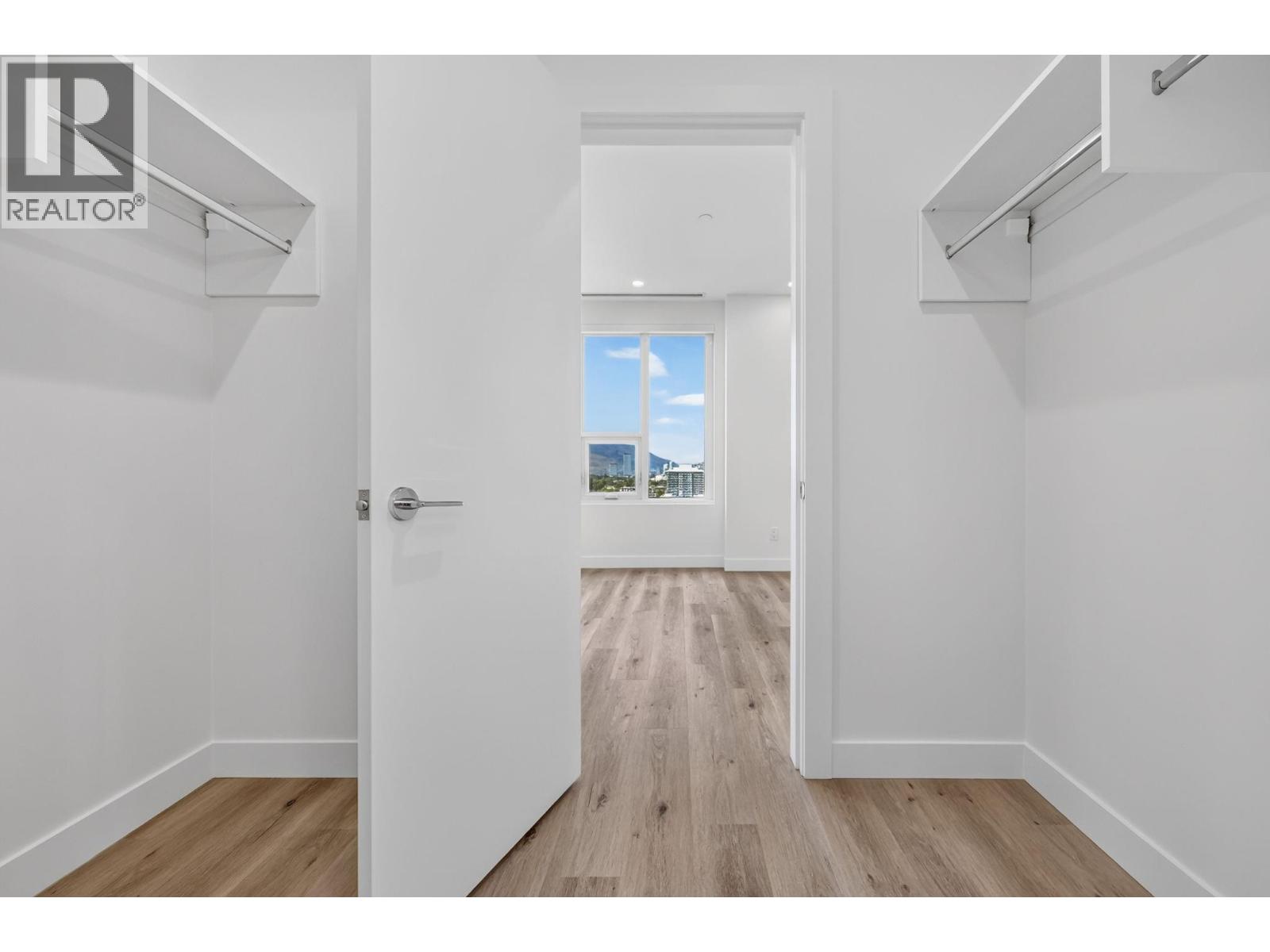 3300 Lakeshore Road Unit# 1303