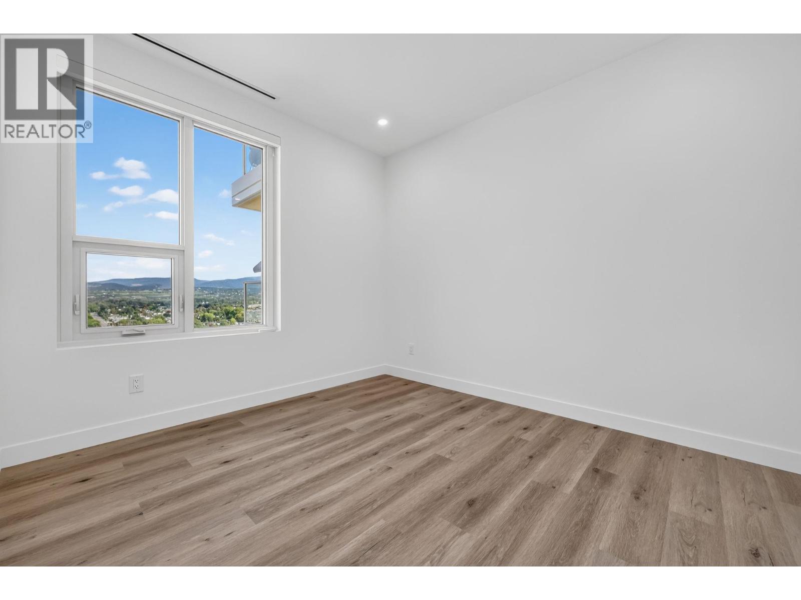 3300 Lakeshore Road Unit# 1303