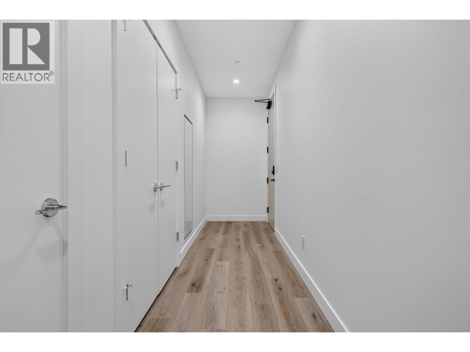 3300 Lakeshore Road Unit# 1303