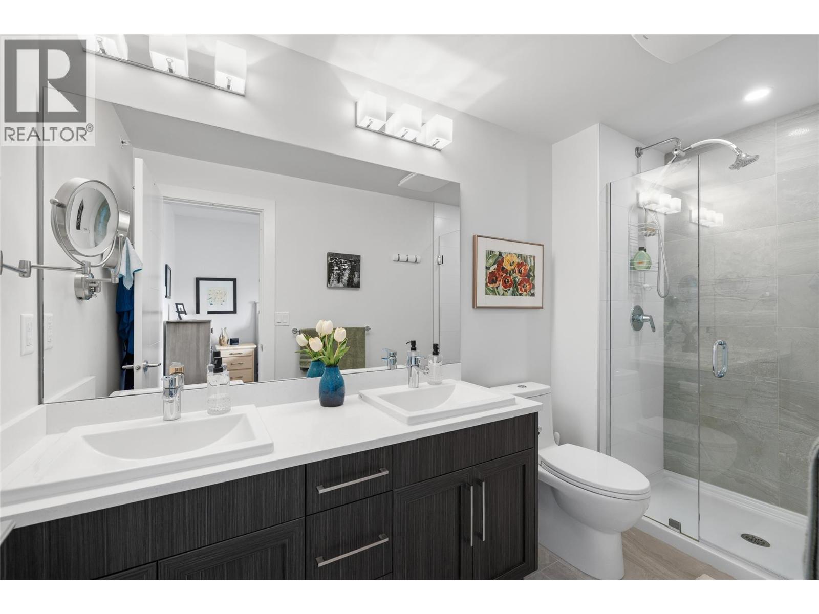 4380 Lakeshore Road Unit# PH21