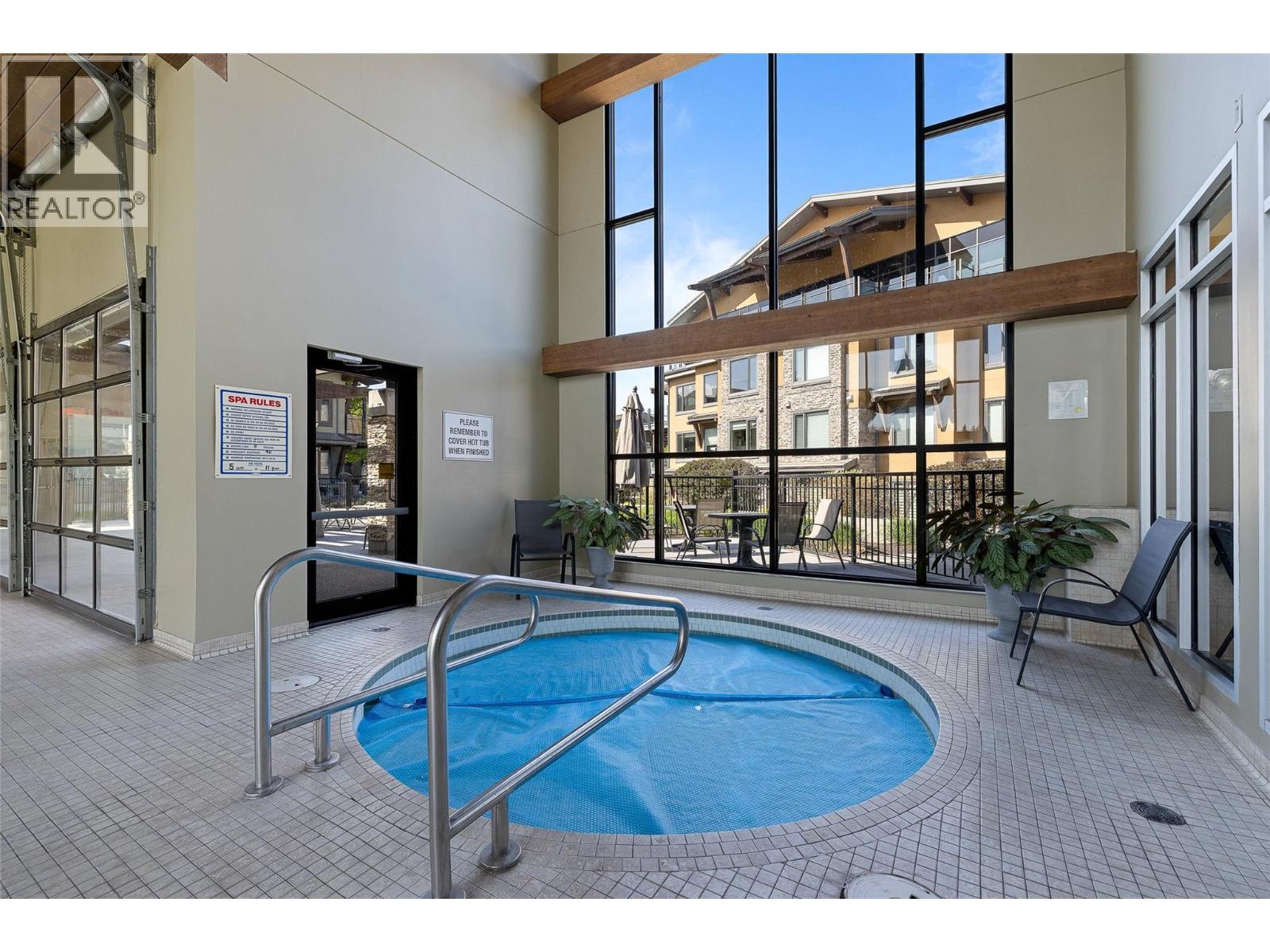 4380 Lakeshore Road Unit# PH21