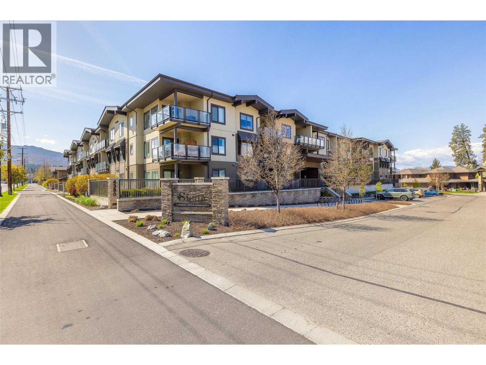 4380 Lakeshore Road Unit# PH21