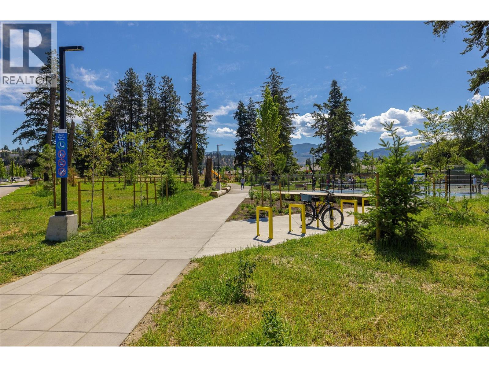 4380 Lakeshore Road Unit# PH21