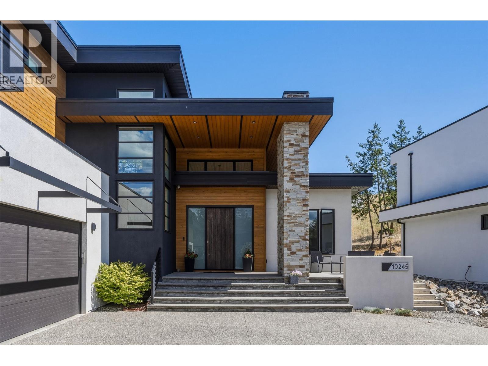 10245 Beacon Hill Drive