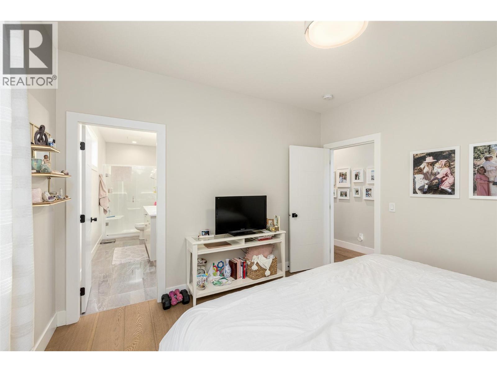 10293 Long Road